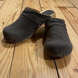 EUC Sanita Gray Suede Mules, Sz 39